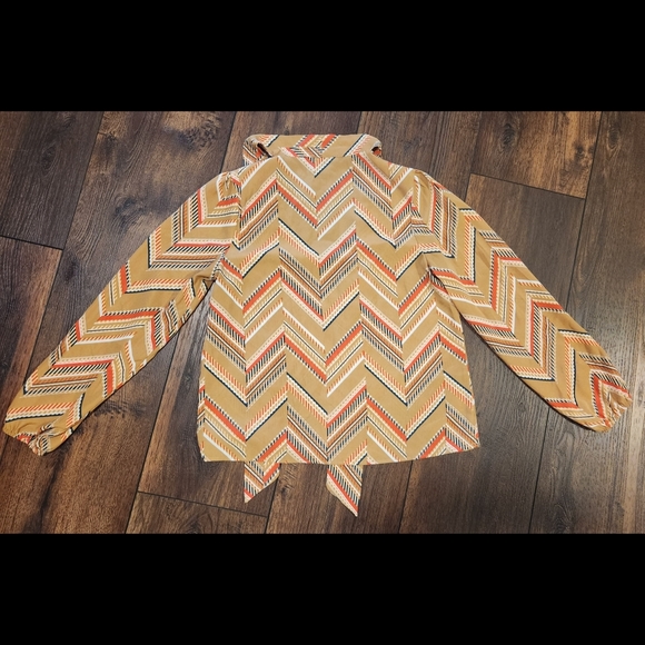 Retro Pussybow Blouse - Picture 11 of 16